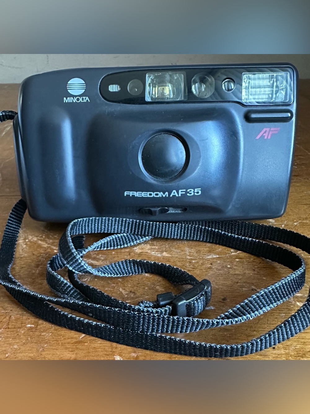 Minolta Freedom AF35 Compact Black Point-and-Shoot Film Camera